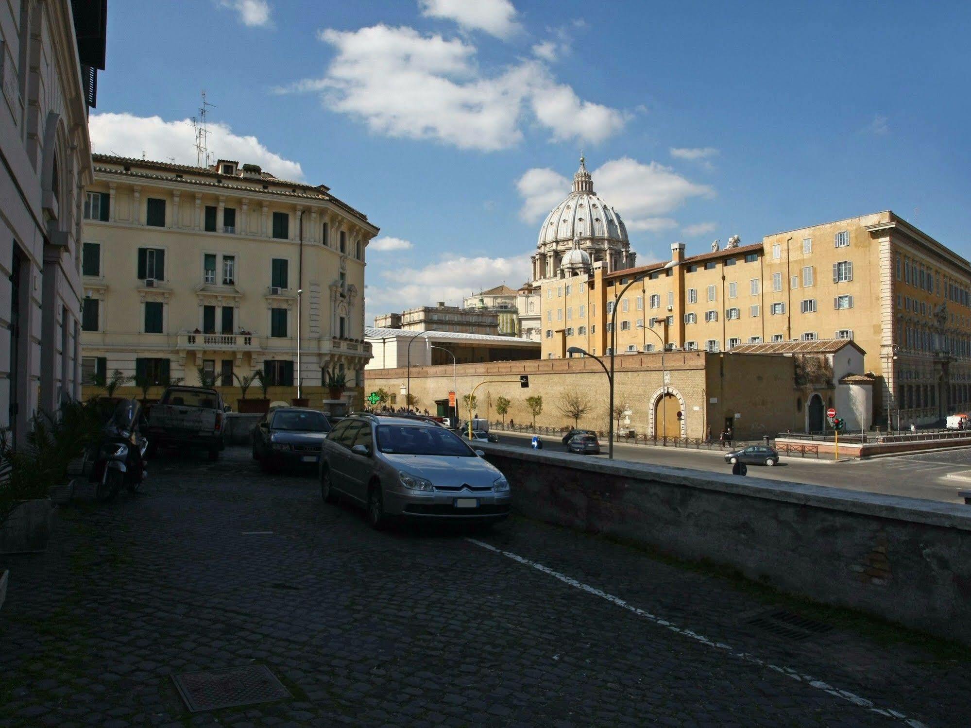 Al Colonnato Di San Pietro Bed & Breakfast Roma Dış mekan fotoğraf